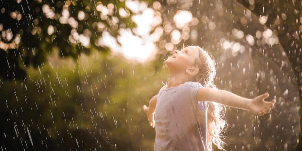 British Summer Time: The Season That Keeps Us On Our Toes - Little Bigheads