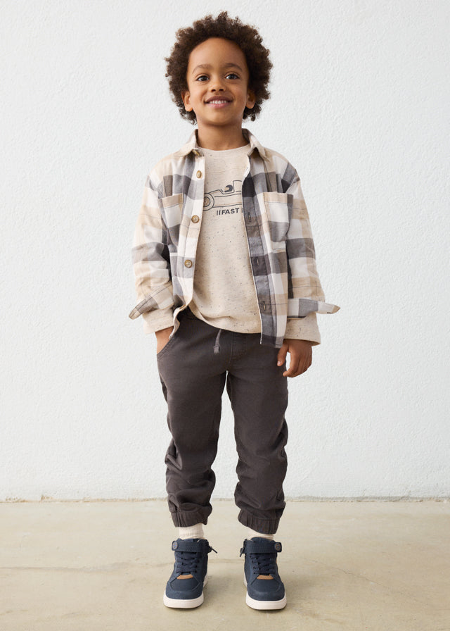 Blackboard soft jogger pants with elastic waistband, drawstring, cuffed ankles and pockets, Style 16‑04511‑062.
