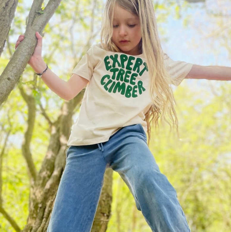 
                  
                    Expert tree climber - T-Shirt - Little Bigheads
                  
                