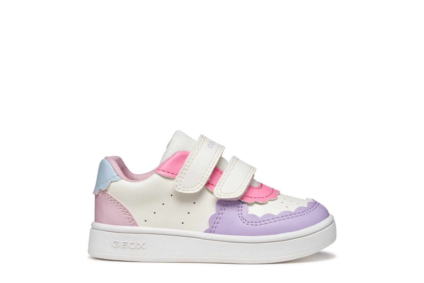 White and light‑lilac Geox Eclyper baby sneakers with tennis‑inspired design, breathable leather‑effect upper, and double strap fastening for easy everyday wear.