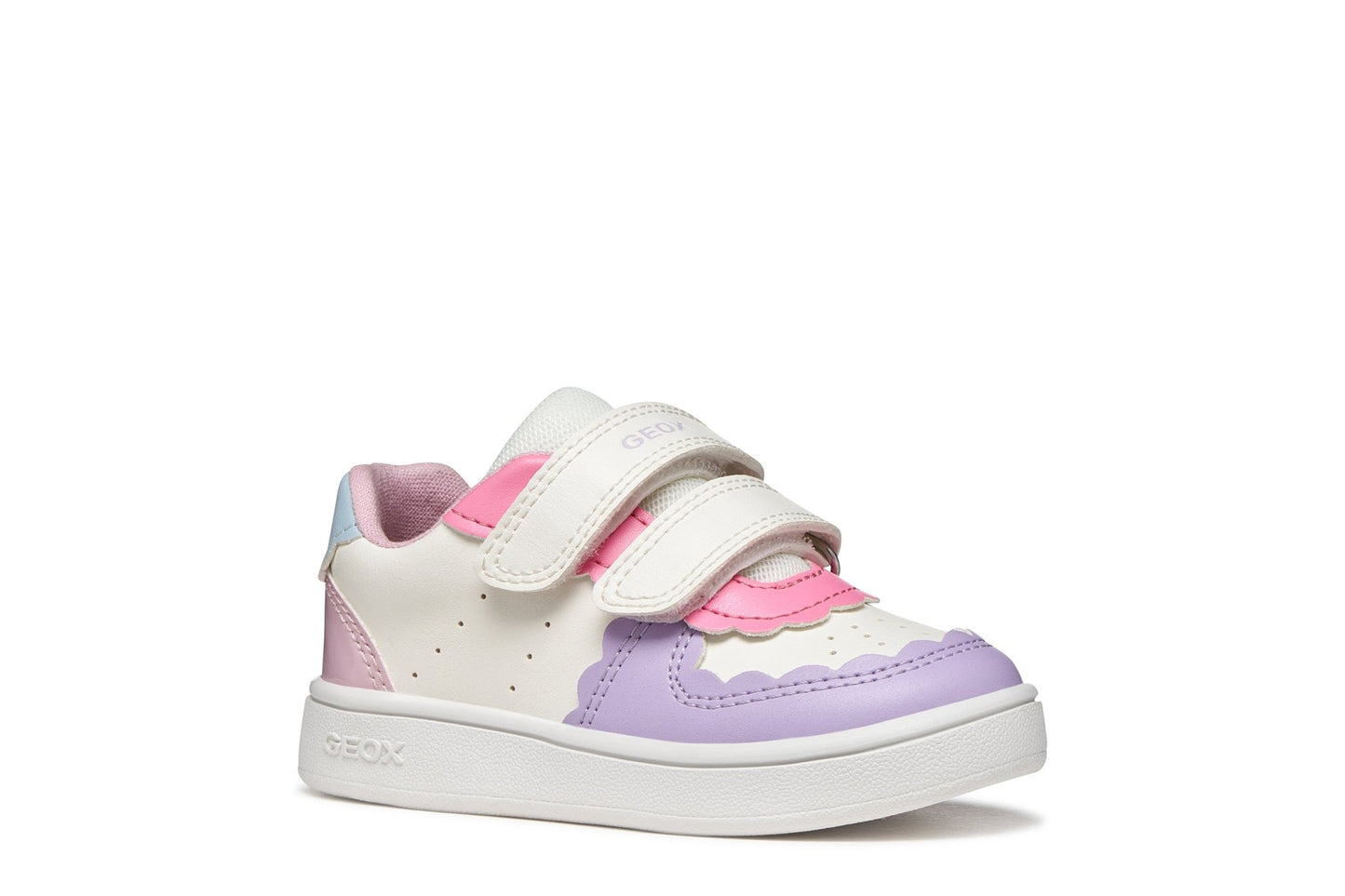 White and light‑lilac Geox Eclyper baby sneakers with tennis‑inspired design, breathable leather‑effect upper, and double strap fastening for easy everyday wear.