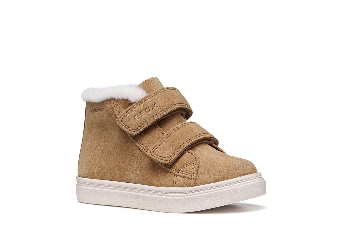 Tan suede Geox Nashik baby girl winter boot with faux‑fur lining, double Velcro straps and waterproof finish.