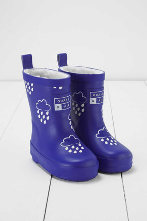 
            
                Load image into Gallery viewer, Grass &amp;amp; Air - Inky blue Colour Changing Kids Wellies
            
        
