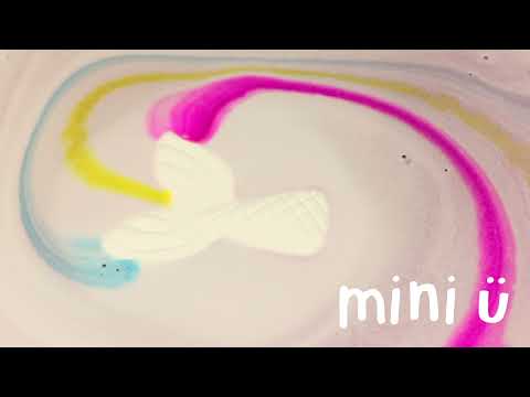 Mini u mermaid bath bomb demonstration video