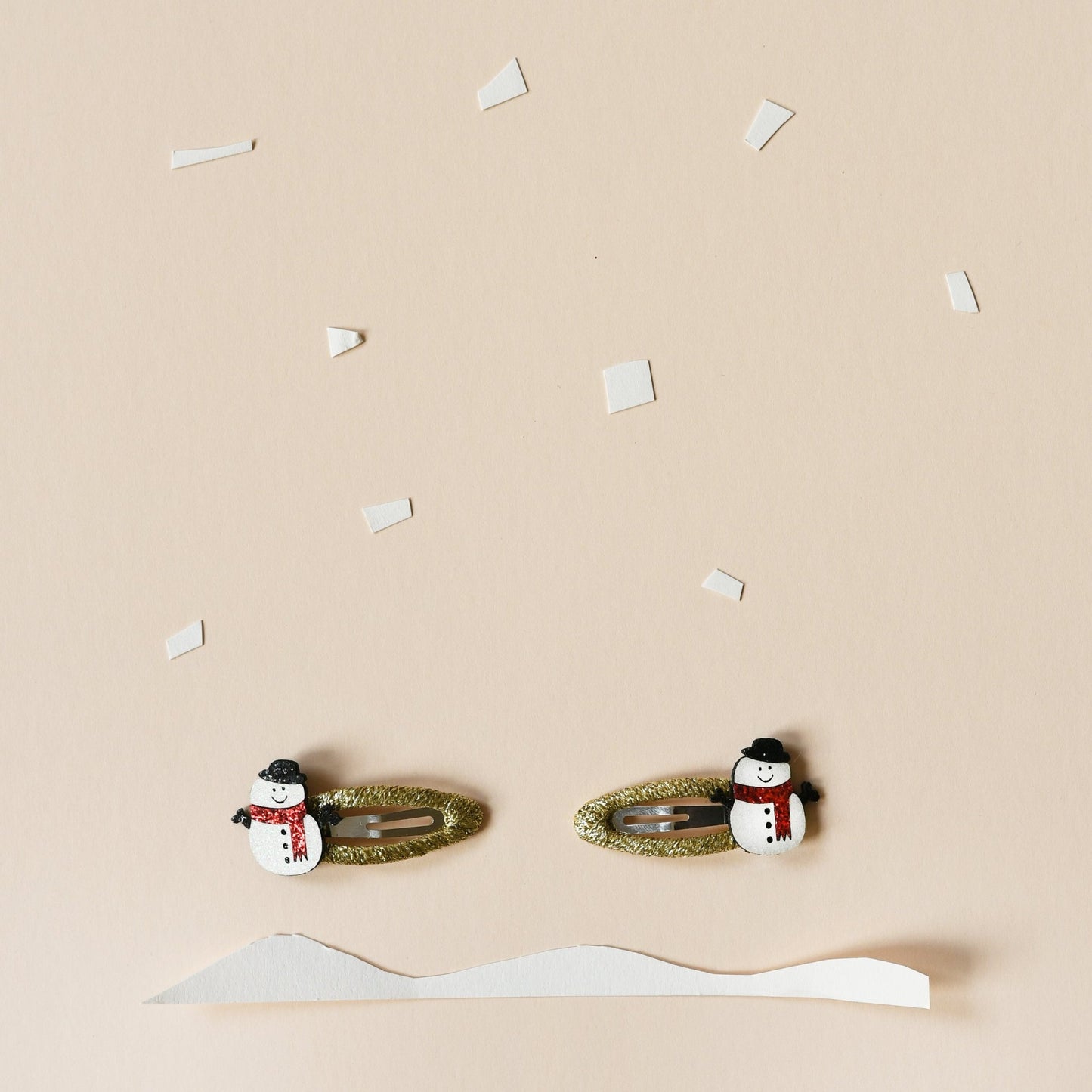 Rockahula | Snowman Glitter Hair Clips flat lay image 