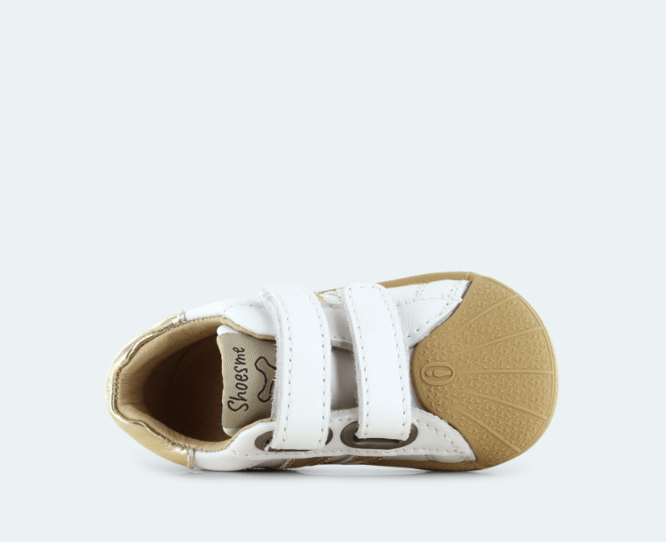 
                  
                    Shoesme | Baby bump nose sneaker | White & Gold - Little Bigheads
                  
                