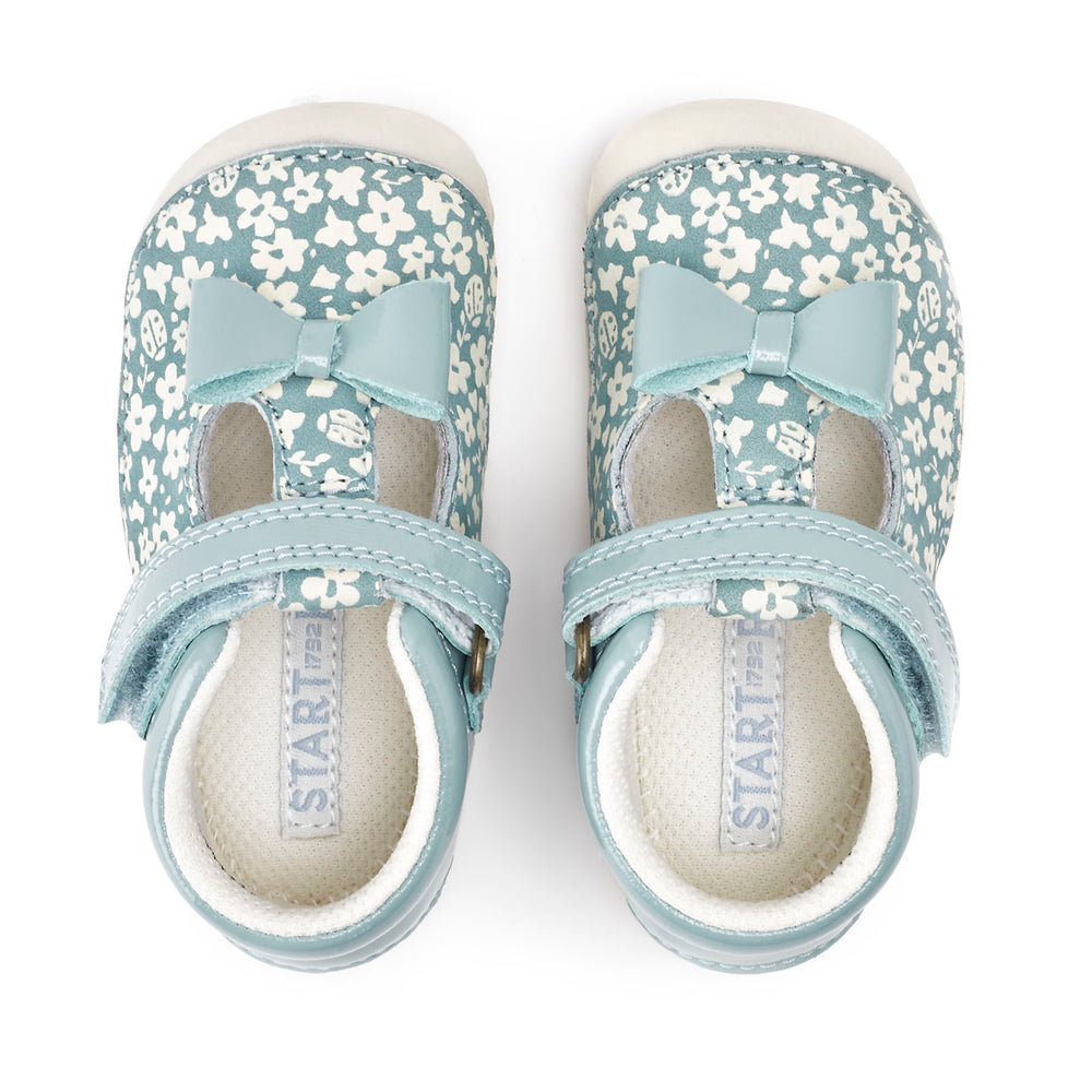 
            
                Load image into Gallery viewer, Start-rite stockist - Start-rite Wiggle dusty sage first shoes - Little Bigheads
            
        